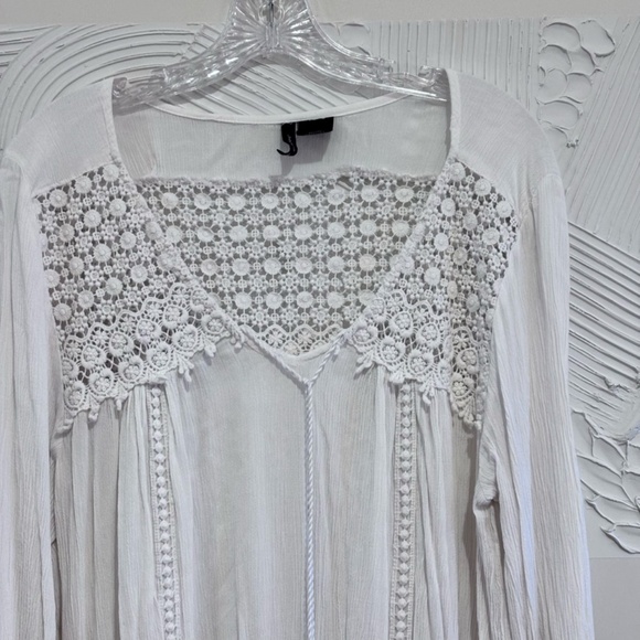 New Direction Women's SZ LWhite Long Sleeve Boho Peasant Top Lace Front Tie - Picture 3 of 10